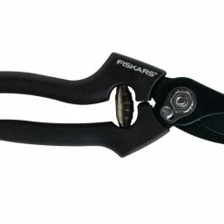 Fiskars Angled Pruning Shears - 91246935J - Pruning Tools