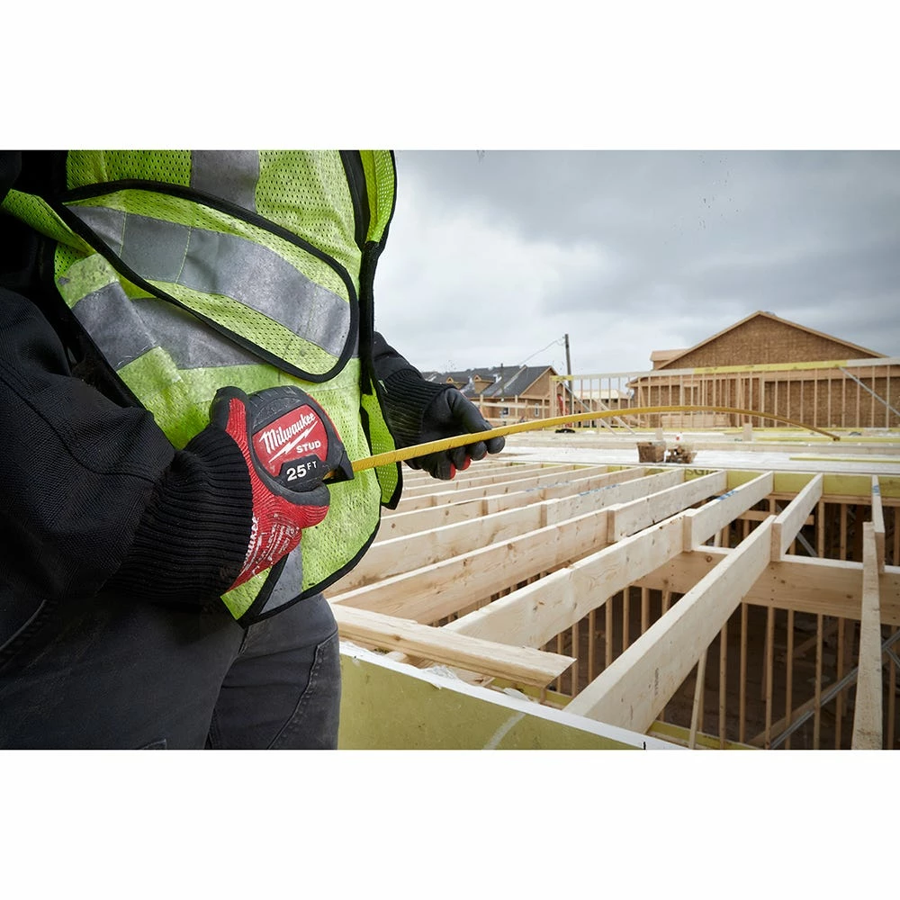 Milwaukee 25' STUD™ Tape Measure with 17' Reach - 48-22-9725 - Measuring Tools 9 Milwaukee 25' STUD™ Tape Measure with 17' Reach - 48-22-9725 - Measuring Tools - Image 7