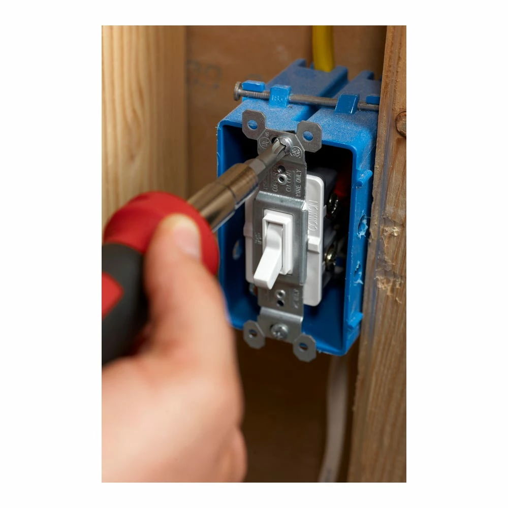 Milwaukee Tools 11-In-1 Screwdriver - 48222761 - Screw Drivers 8 Milwaukee Tools 11-In-1 Screwdriver - 48222761 - Screw Drivers - Image 6