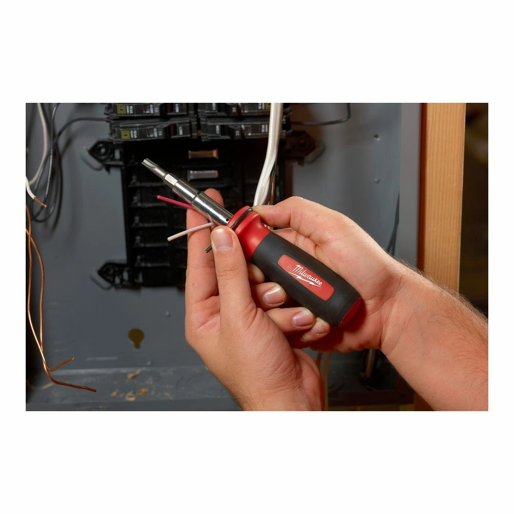 Milwaukee Tools 11-In-1 Screwdriver - 48222761 - Screw Drivers 5 Milwaukee Tools 11-In-1 Screwdriver - 48222761 - Screw Drivers - Image 3